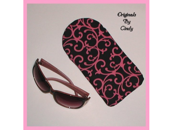 Padded Case For Sunglasses In Pink And Black