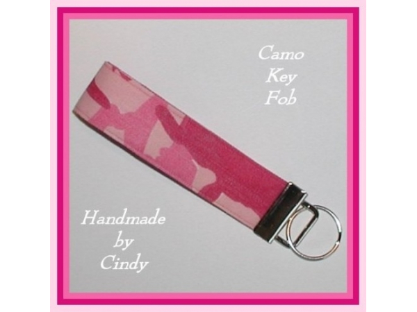 Pink Camo Key Fob