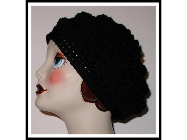 Solid Black Ladies Beret