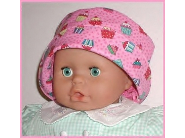 Toddler Girls Hat With Cupcakes