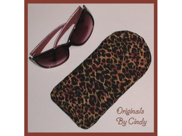 Padded Case For Sunglasses In Leopard Print