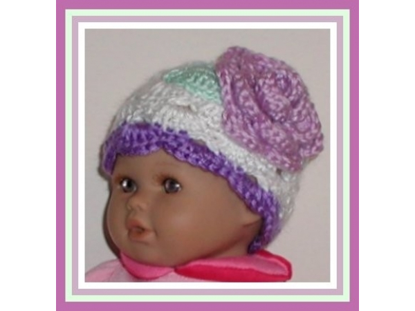 Preemie girls lavender hat