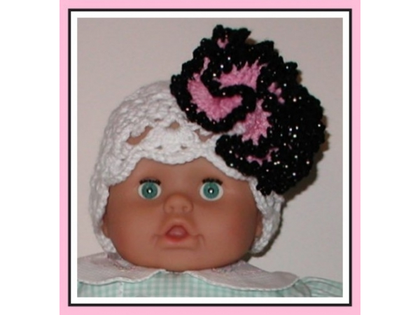 White lace baby girls hat
