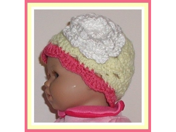 Yellow and white preemie girls hat