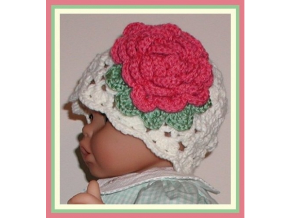 Cream hat for baby girl