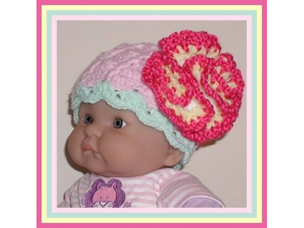 Newborn girl hat with fascinator flower