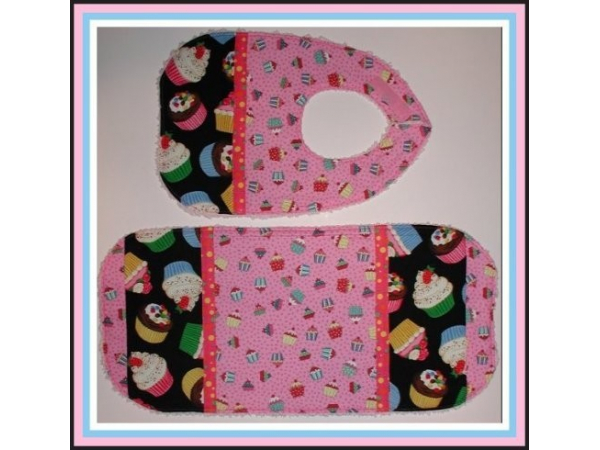 baby girls cupcake bib and burp cloth shower gift