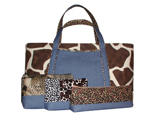 Super Size Giraffe Tote Bag With Cosmetic Bags