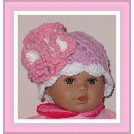 Lavender hat for preemie girls